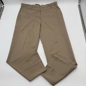 Dockers Pants Mens 36x32 Khaki Pleated Front Classic Fit Never Iron Essential D3